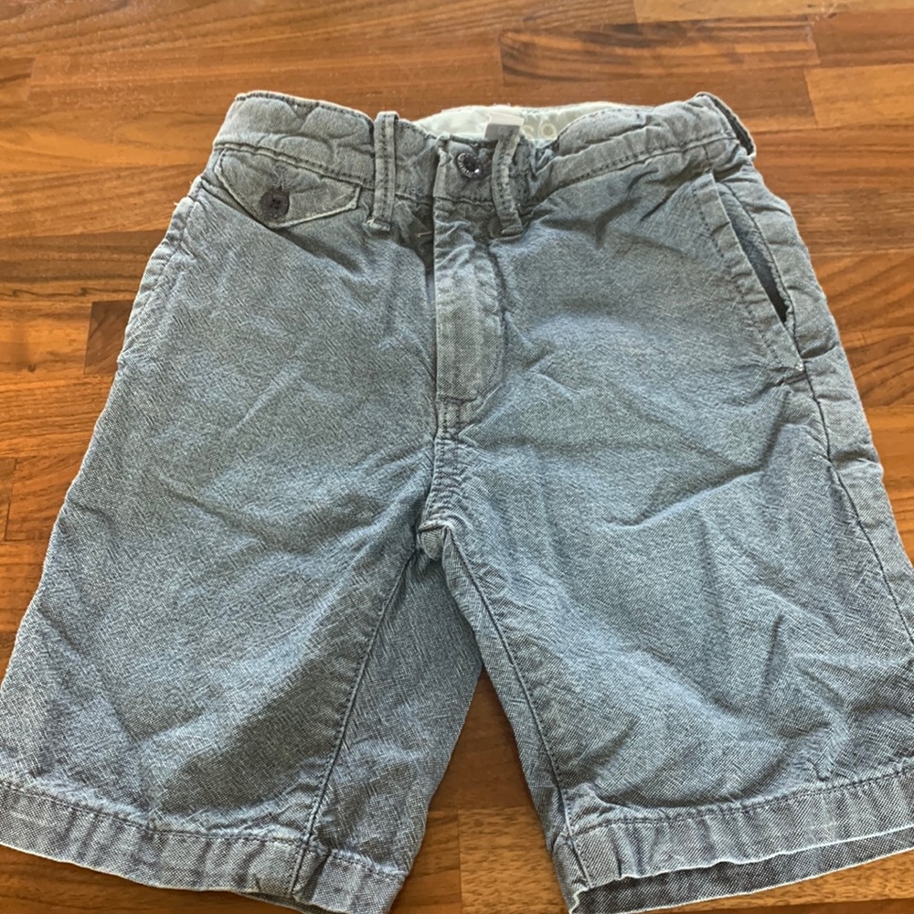 Gap shorts